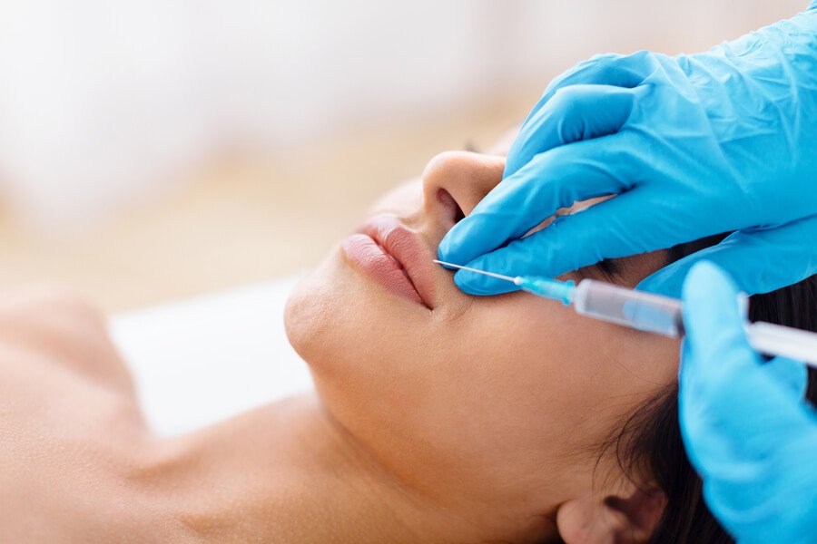 Radiesse o ácido hialurónico: ¿cuál es mejor para el rejuvenecimiento facial?