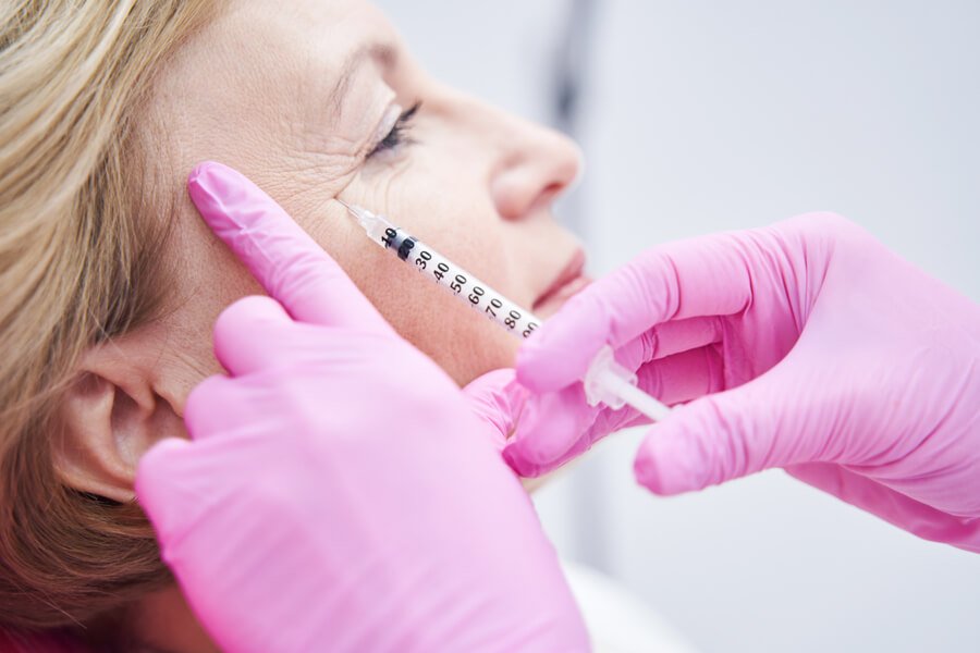 Mejores clínicas para tratamiento combinados con Radiesse y Botox en Medellín