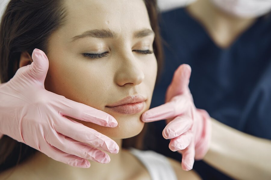 ¿Cuál es el mejor tratamiento NCTF para rejuvenecimiento facial en Colombia?