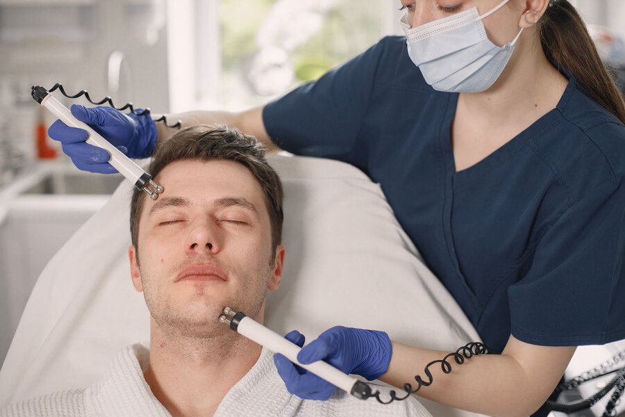 ¿NCTF o mesoterapia facial: cuál elegir para rejuvenecer la piel?