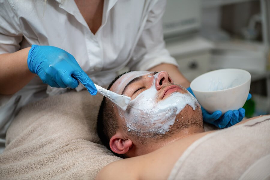 ¿Dónde encontrar especialistas con experiencia en Sculptra cerca de mí en Colombia?