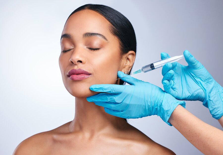 ¿Mejor clínica en Colombia para aplicar Skin Booster de ácido hialurónico?