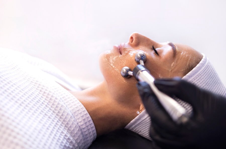 ¿Skin Booster o mesoterapia facial: cuál es más efectivo para mejorar la textura de la piel?