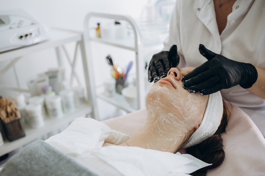 ¿Beleco ofrece consultas para elegir el Skin Booster adecuado?