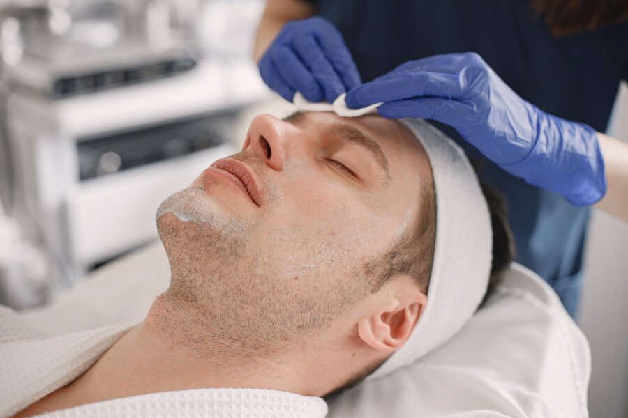 ¿Cuál es la mejor clínica para tratamientos con Sculptra en Colombia?