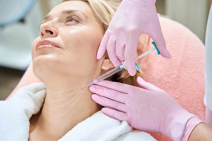 ¿Dónde ofrecen toxina botulínica con profesionales certificados en Medellín?